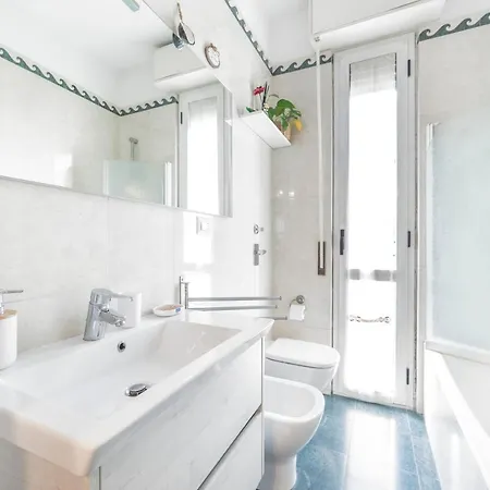 Precotto Comfortable Flat With Balcony * Milán